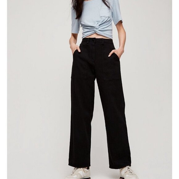 Aritzia Denim - Aritzia Wilfred Free Modern Utility Pant in Black